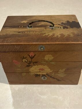 Vintage Floral Japanese Accordion style Wood Box